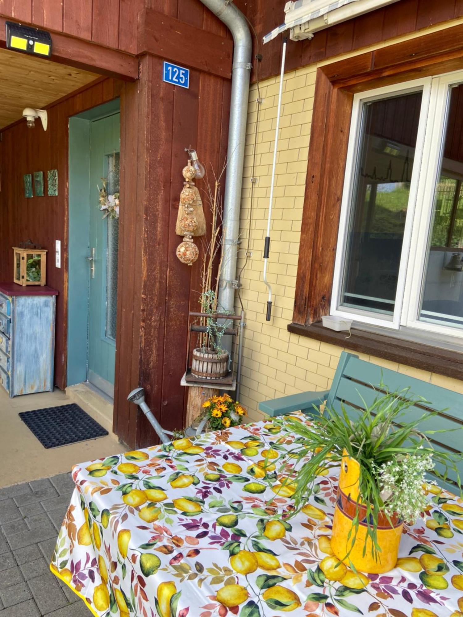 Naturnahe Familienwohnung Ruschegg Buitenkant foto